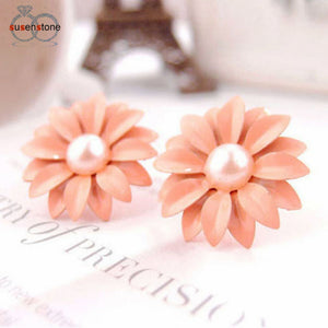 SUSENSTONE Women Lovely Studs Earrings Daisy